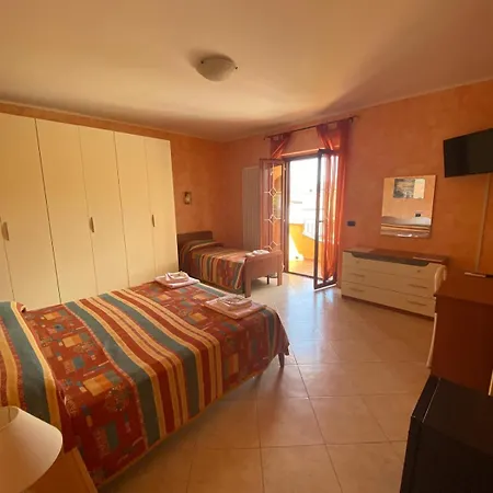 فندق مبيت وإفطار Victoria 3*